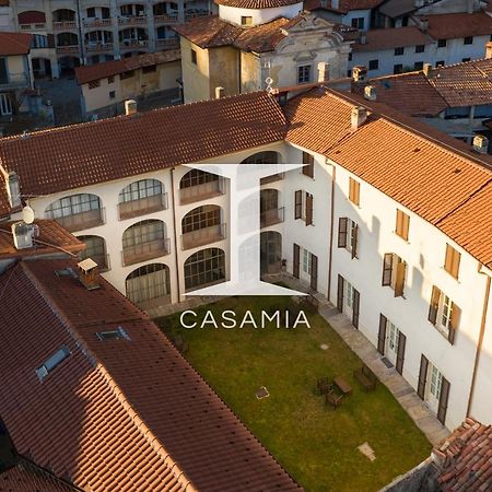 شقة Palazzo Mia By Icasamia It Castello Cabiaglio المظهر الخارجي الصورة