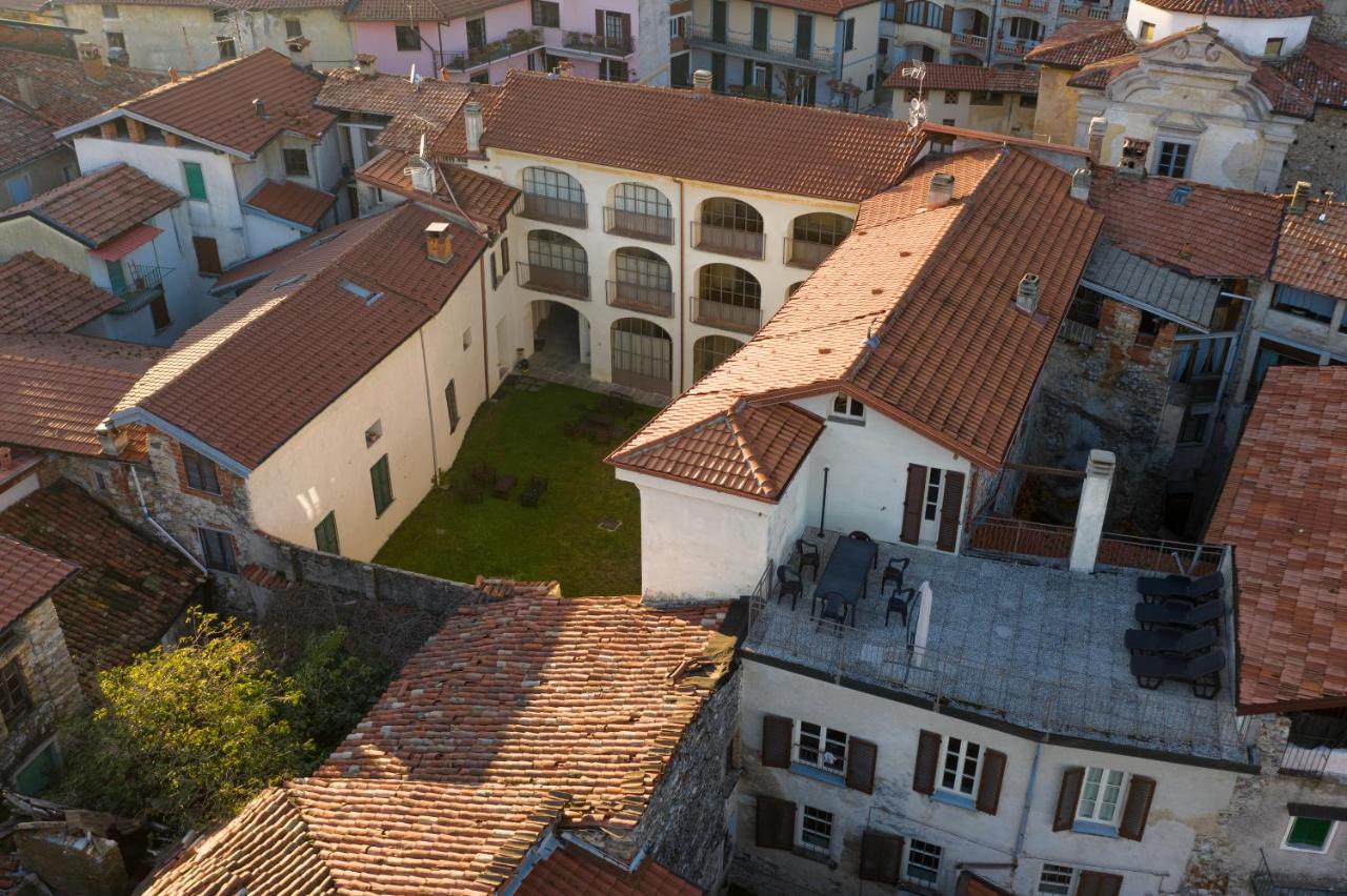 شقة Palazzo Mia By Icasamia It Castello Cabiaglio المظهر الخارجي الصورة
